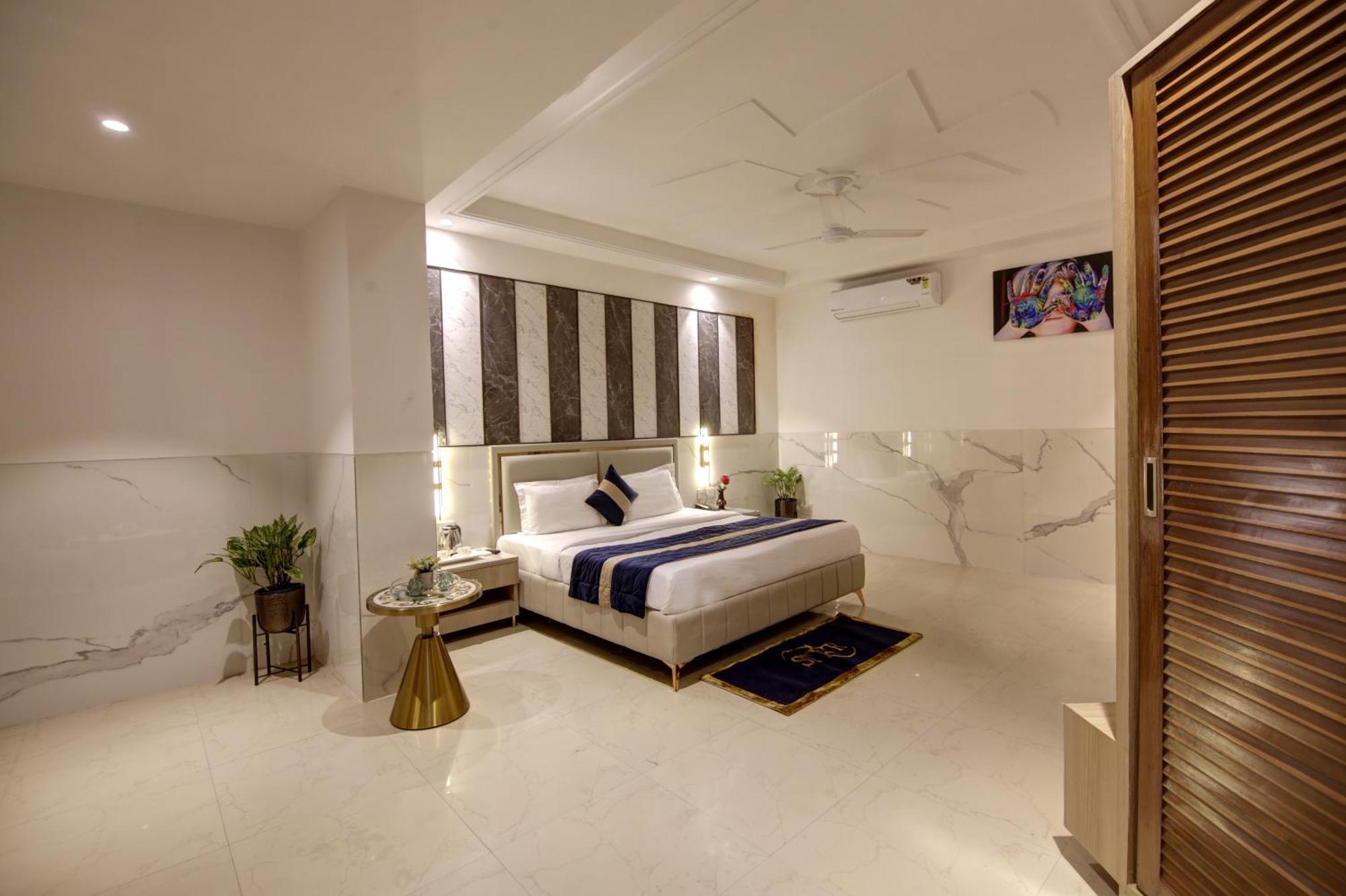 Hotel Delhi 37 By Star Group Near Delhi Airport New Delhi Luaran gambar