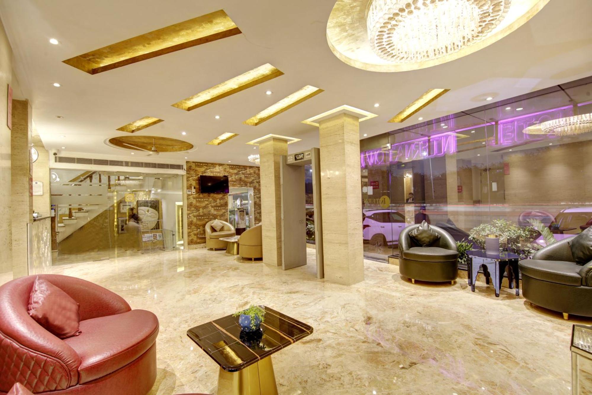 Hotel Delhi 37 By Star Group Near Delhi Airport New Delhi Luaran gambar